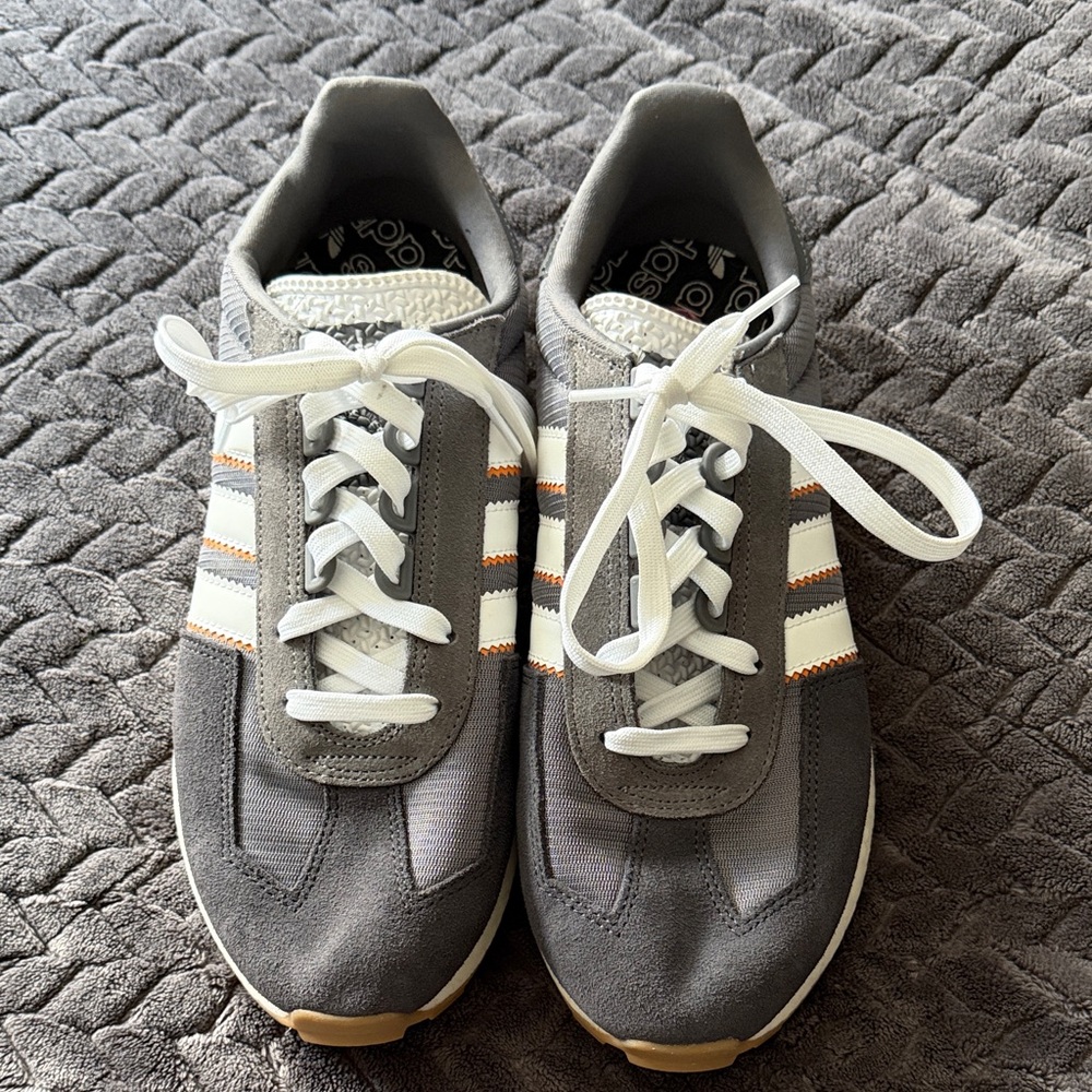 Adidas Men's Sneakers in Gray with White and Orange Accents Size 10.5 - Picture 2 of 6